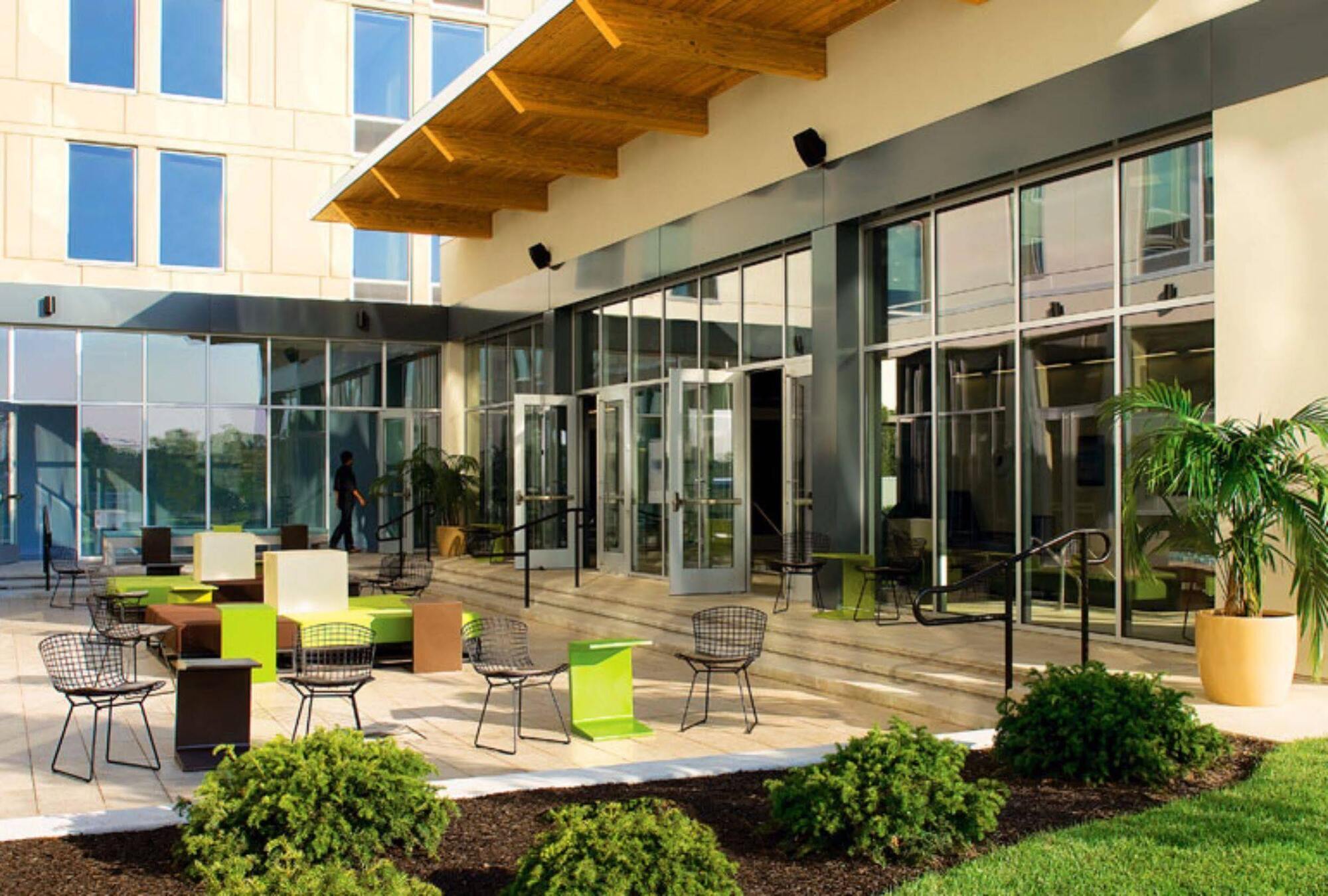 Aloft Louisville East Экстерьер фото